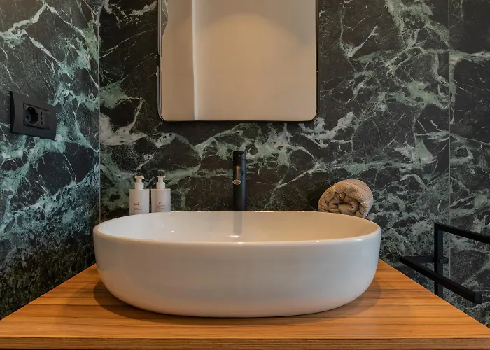 Oddino 3 By Wonderful Italy *