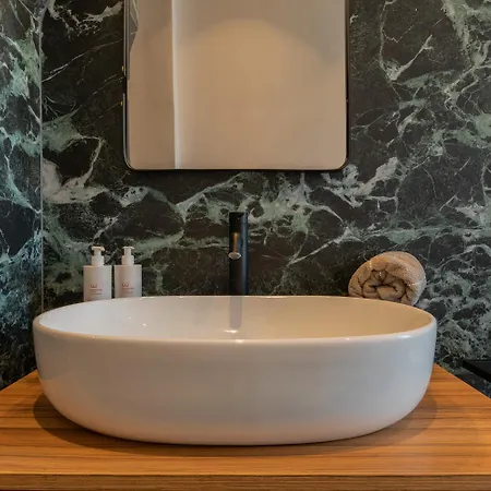 Oddino 3 By Wonderful Italy *