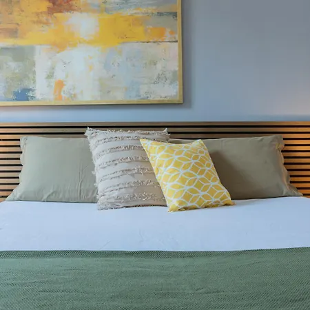 Oddino 3 By Wonderful Italy *